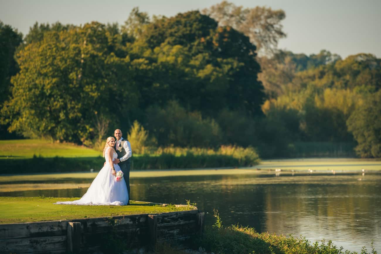 Featured image for “Rachel & Dean’s Wedding Day”