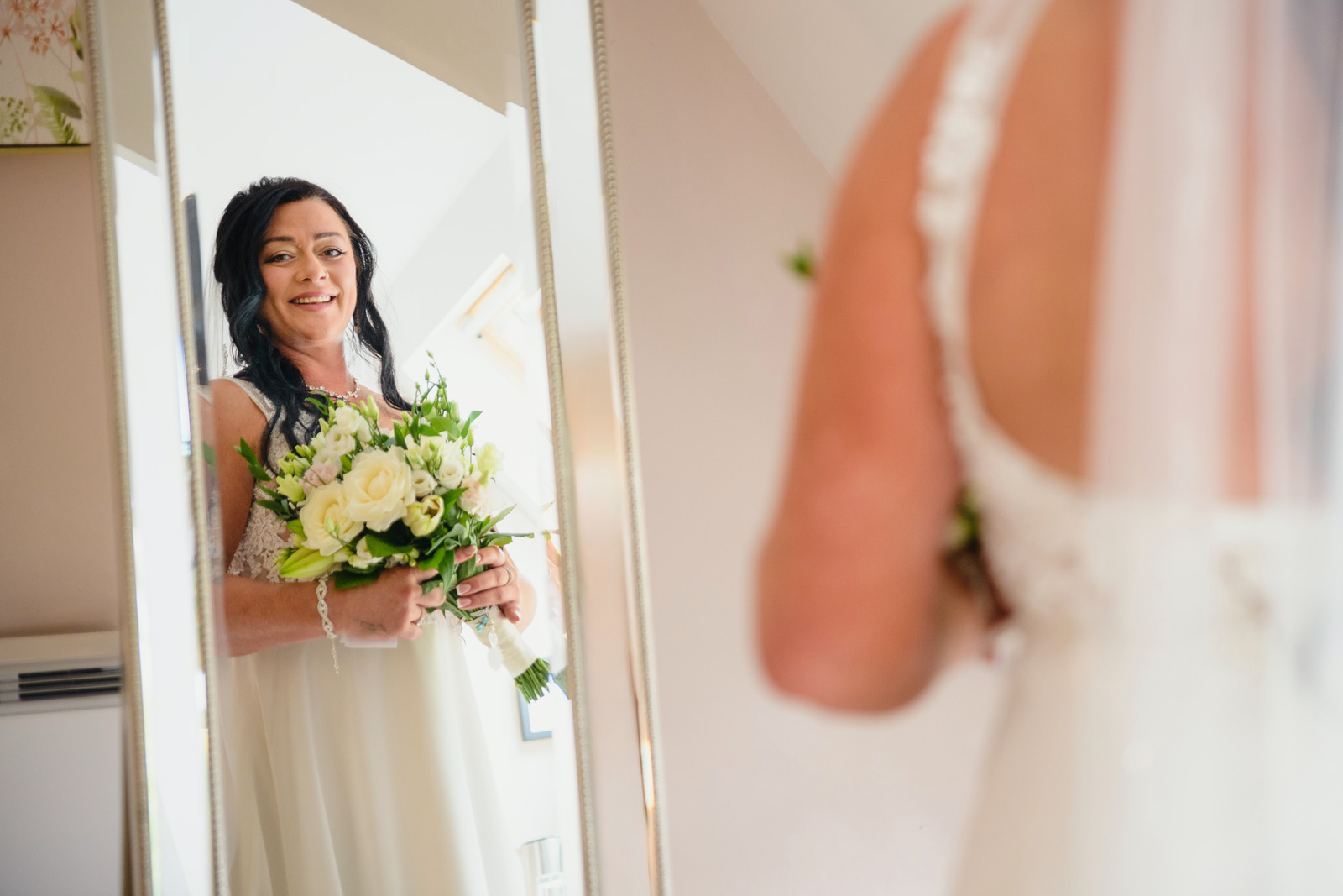 Wedding Photographer The Pear Tree in Purton