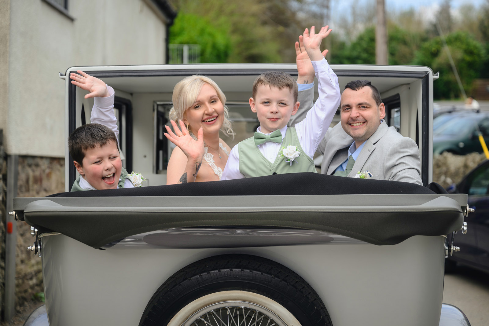 Wedding Photographer at Chequers Inn, Hanham
