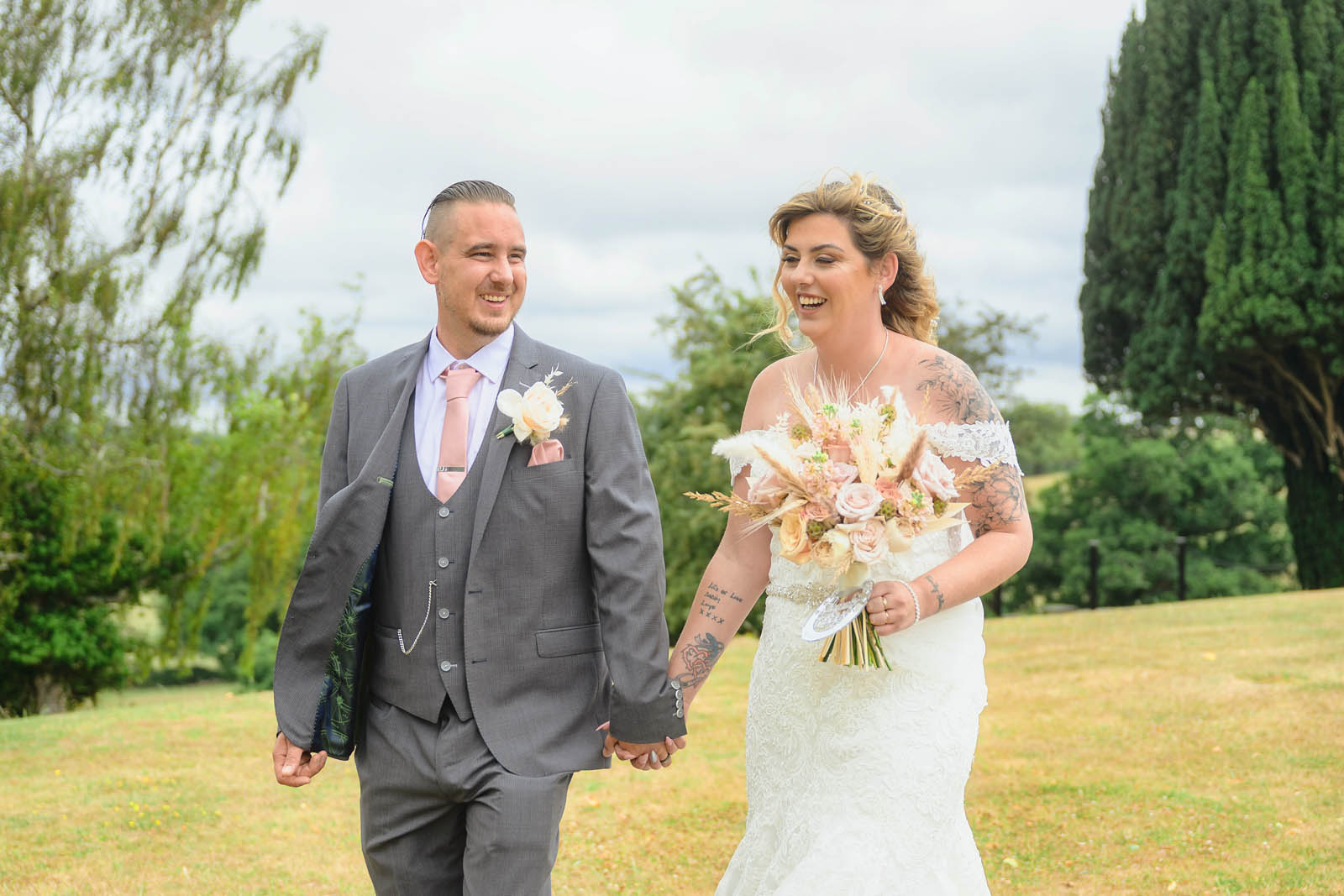 Wedding Photographer Eastwood Park