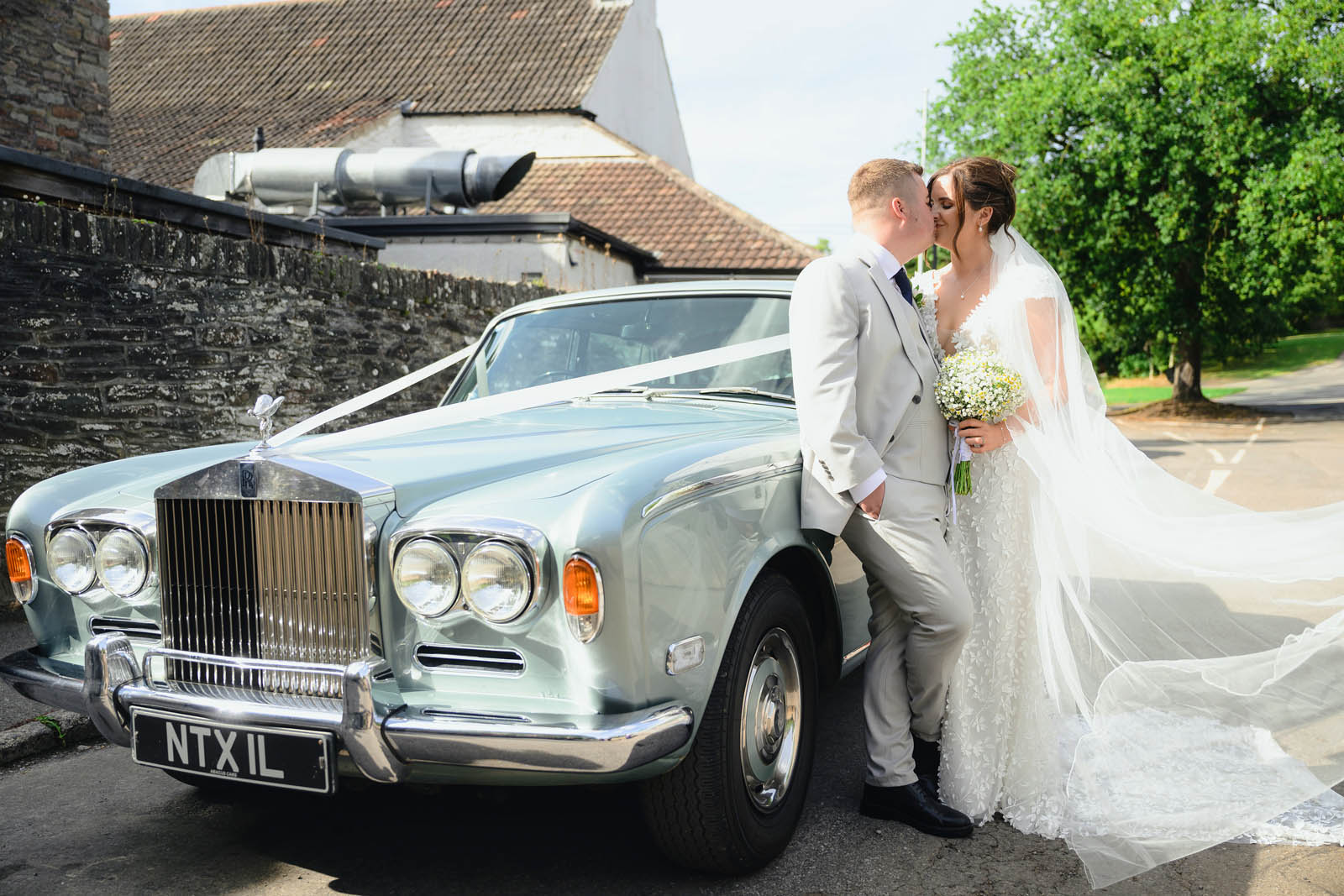 Wedding Photographer at The White Horse Hambrook
