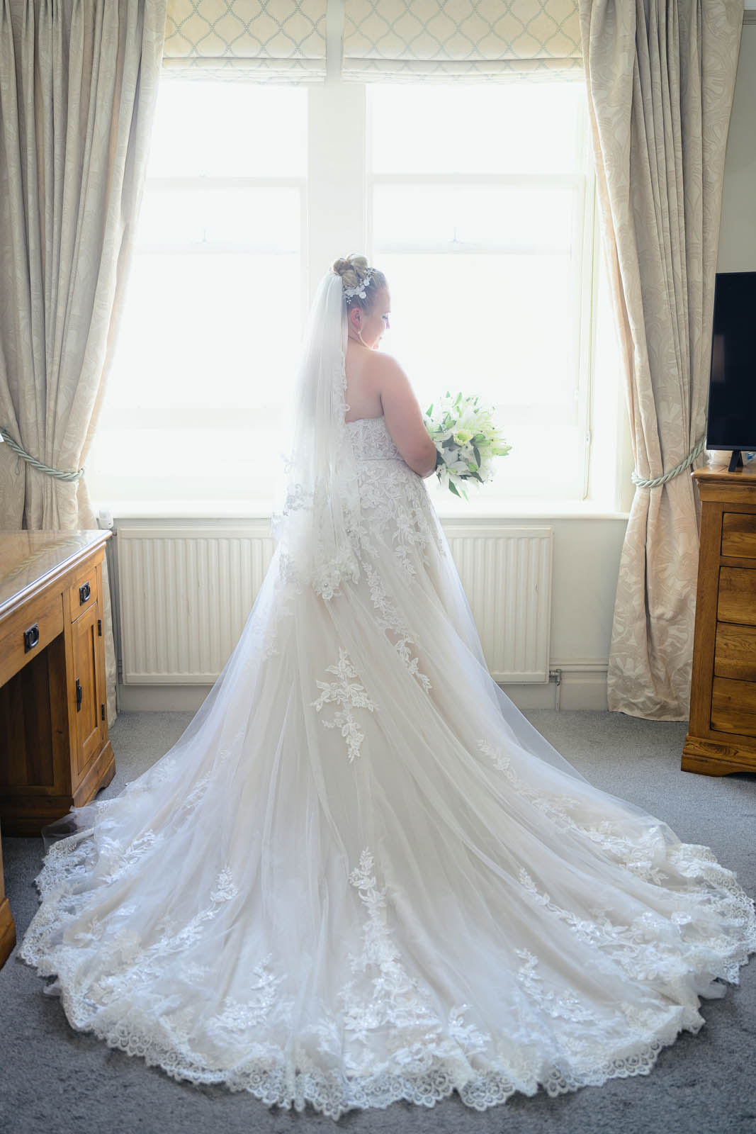 Wedding Photographer at Walton Park Hotel