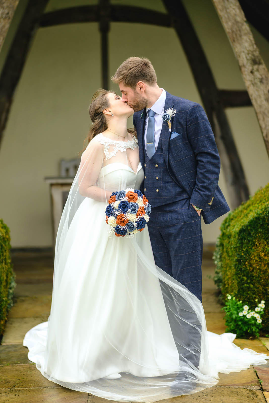 Wedding Photographer Stewart Clarke at The Kingscote Barn