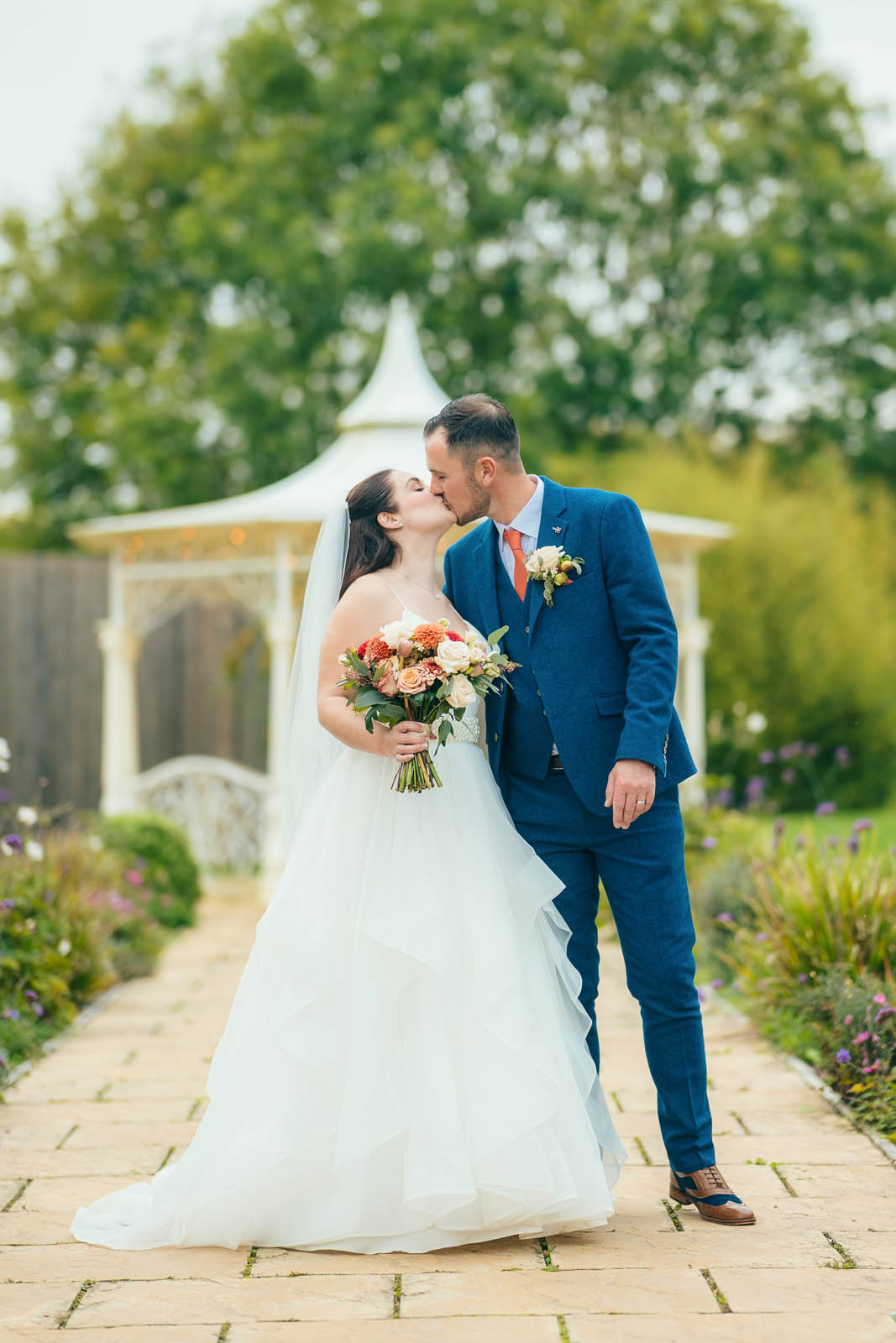 Wedding Photographer at The Pear Tree in Purton